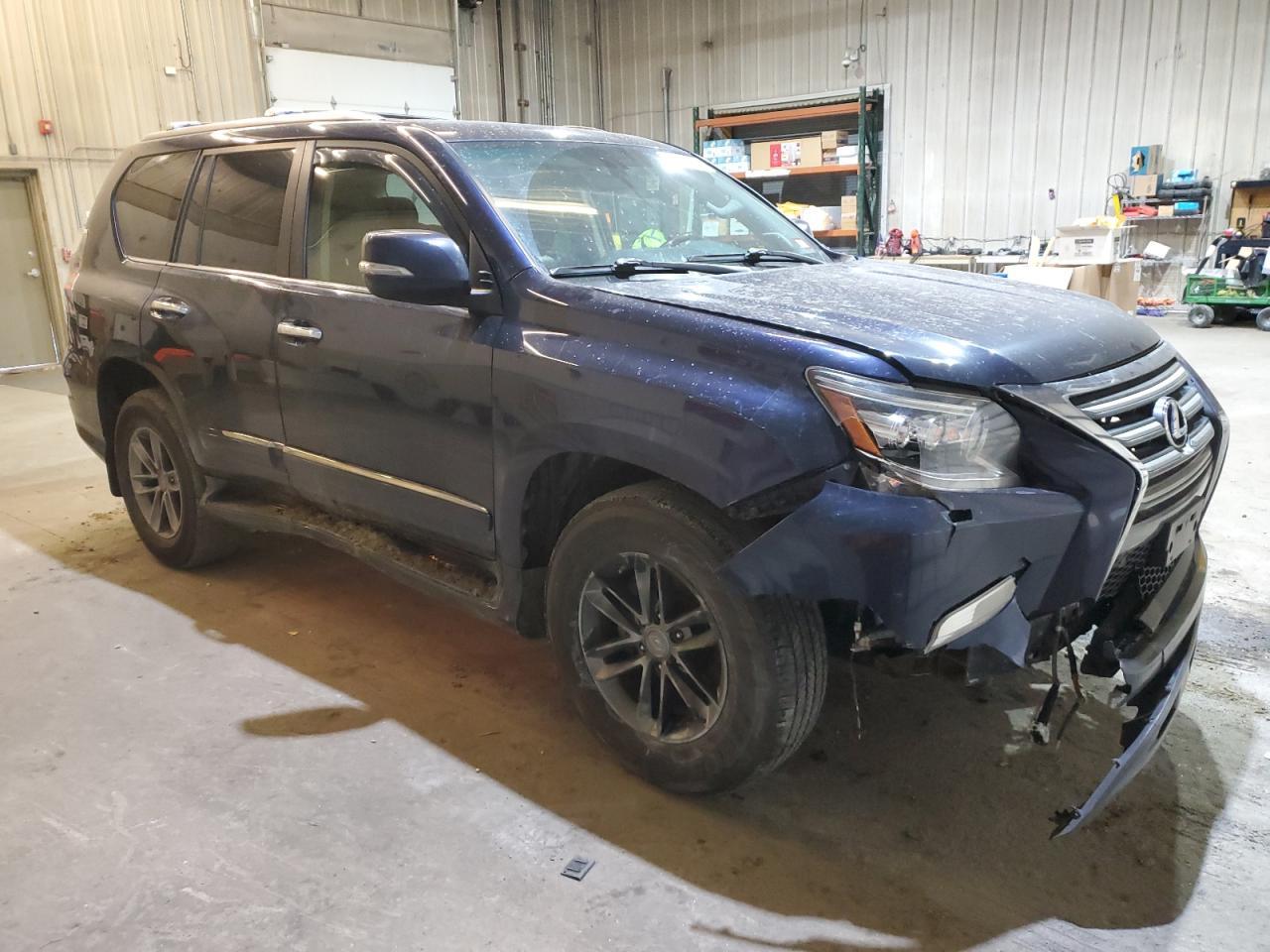 2017 LEXUS GX 460 - Фото 4