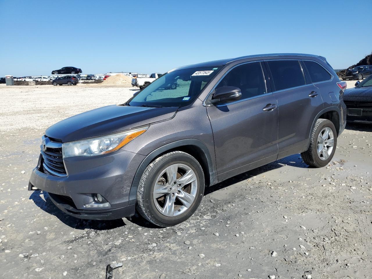 2015 TOYOTA HIGHLANDER