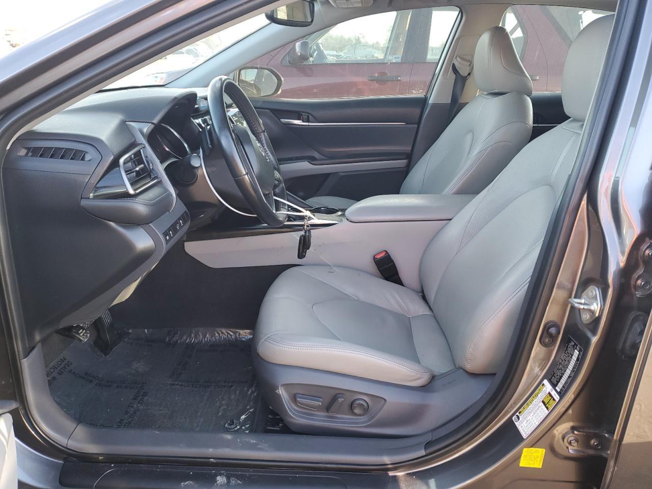 2019 TOYOTA CAMRY L - Image 7