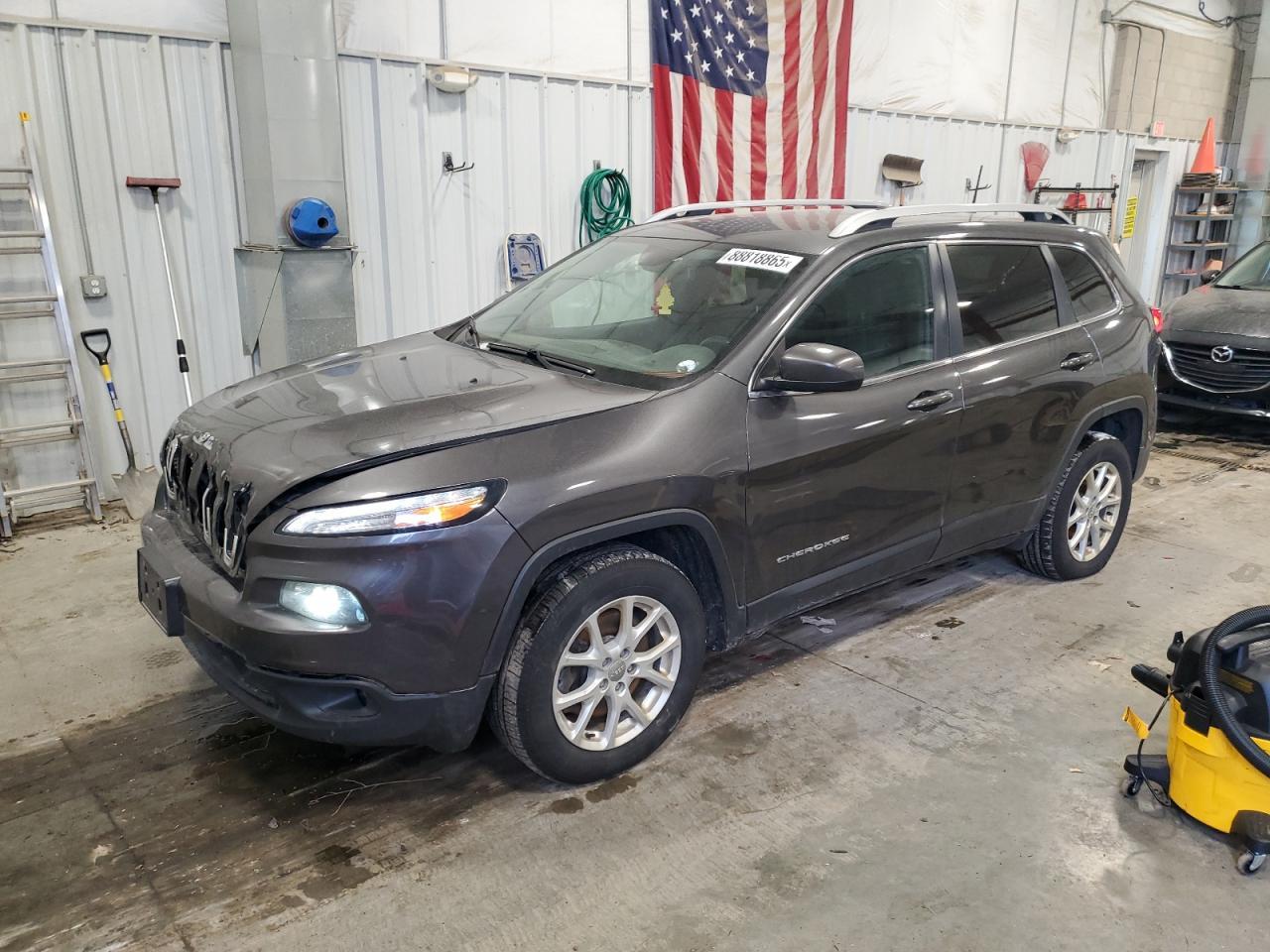 2017 JEEP CHEROKEE L car image