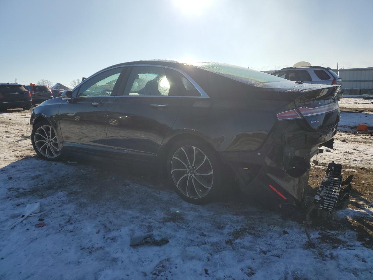 2019 LINCOLN MKZ RESERV - Image 2