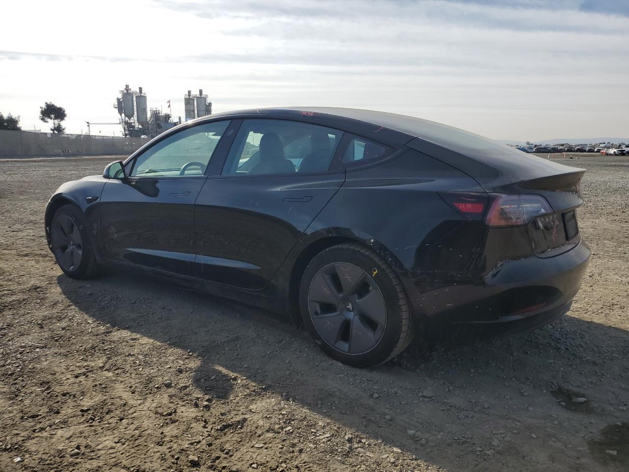 2022 TESLA MODEL 3 - Image 2
