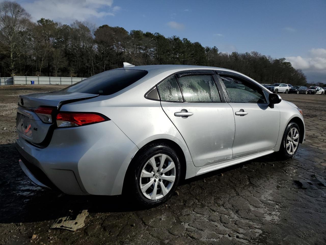 2022 TOYOTA COROLLA LE - Image 3