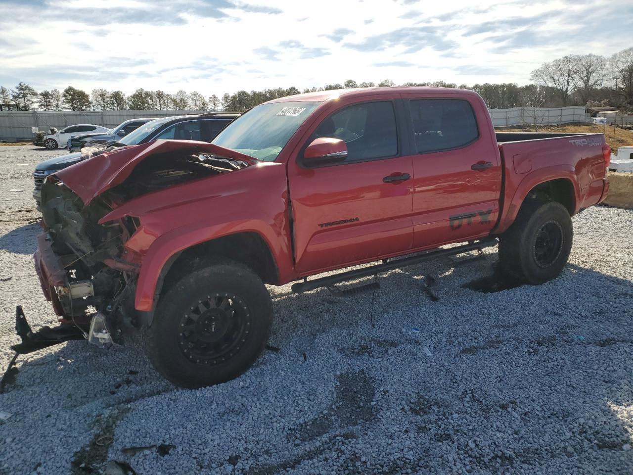 2017 TOYOTA TACOMA DOU