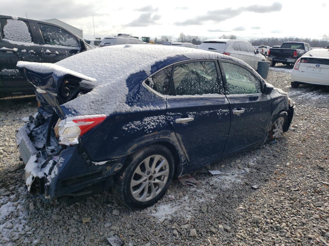 2017 NISSAN SENTRA S - Фото 3