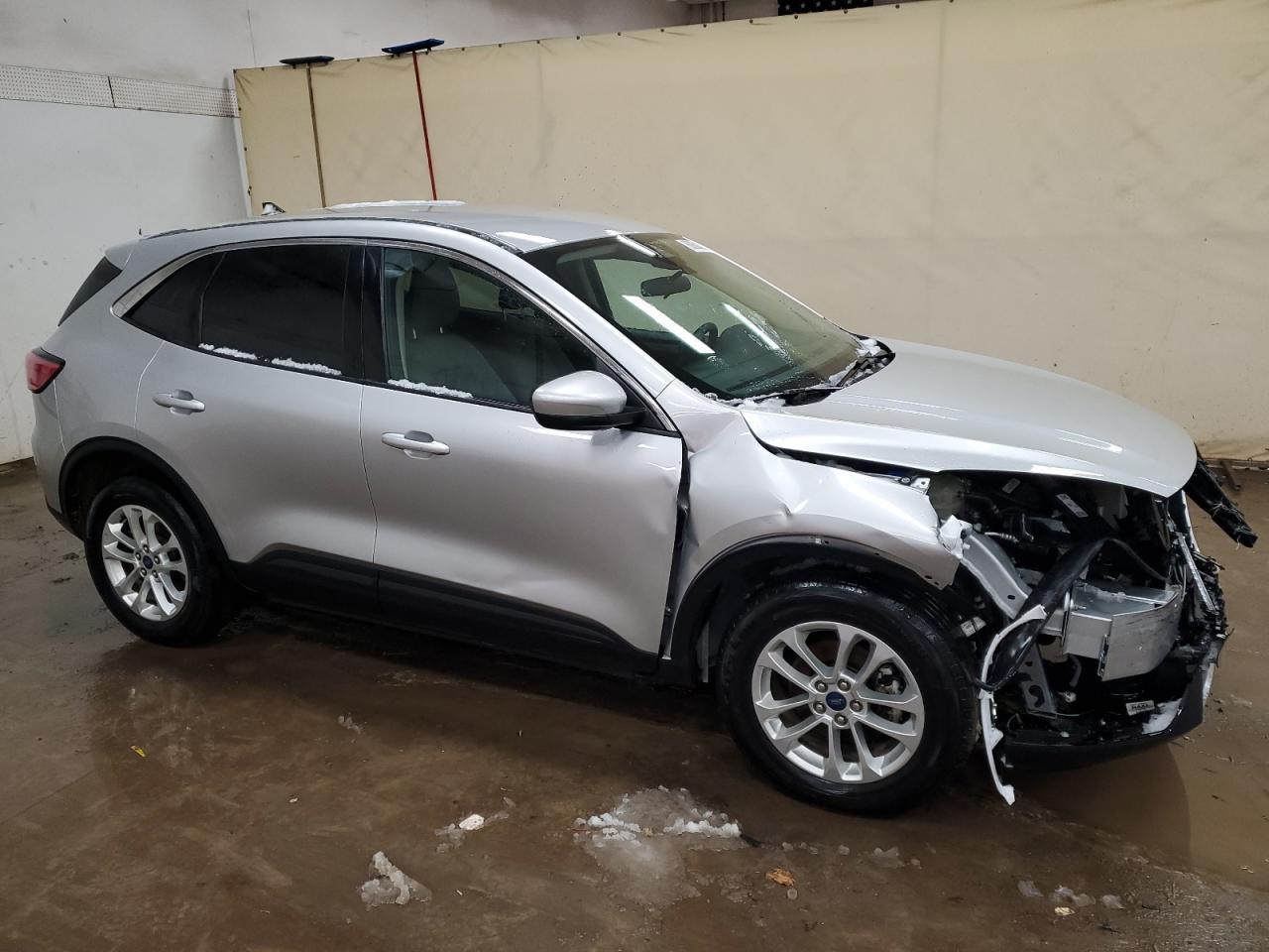 2020 FORD ESCAPE SE - Image 4