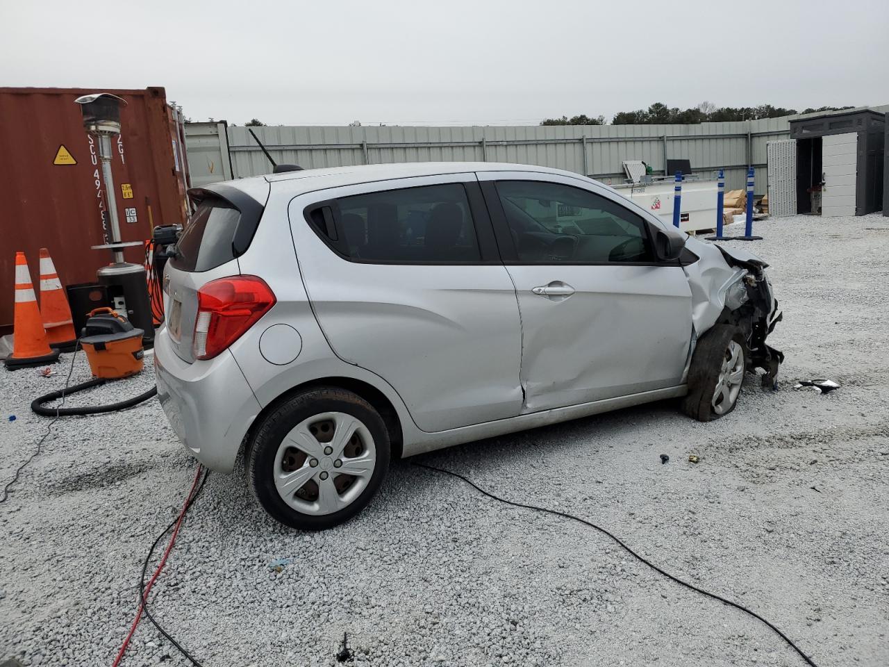 2019 CHEVROLET SPARK LS - Фото 3