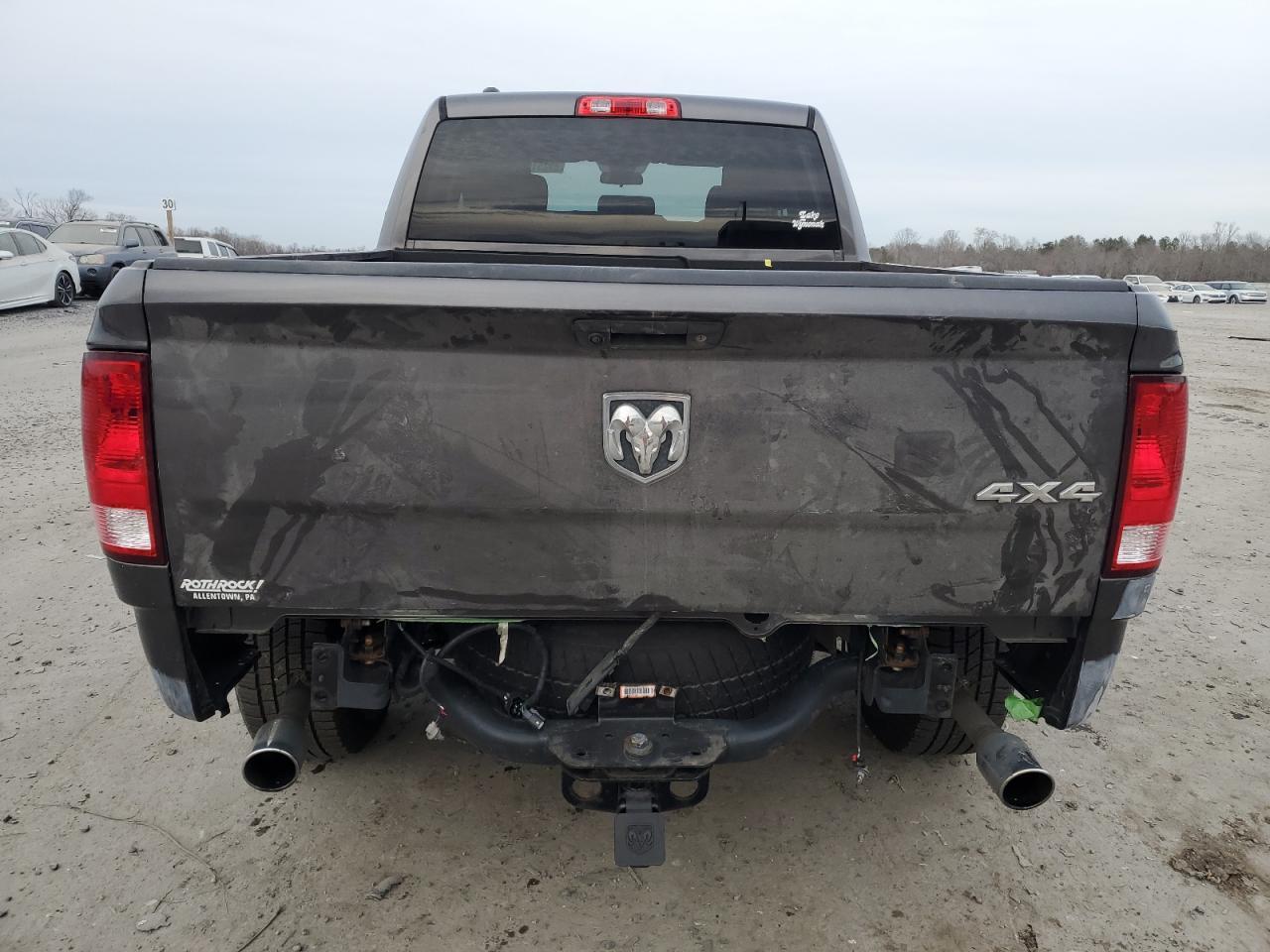 2017 RAM 1500 ST - Image 6
