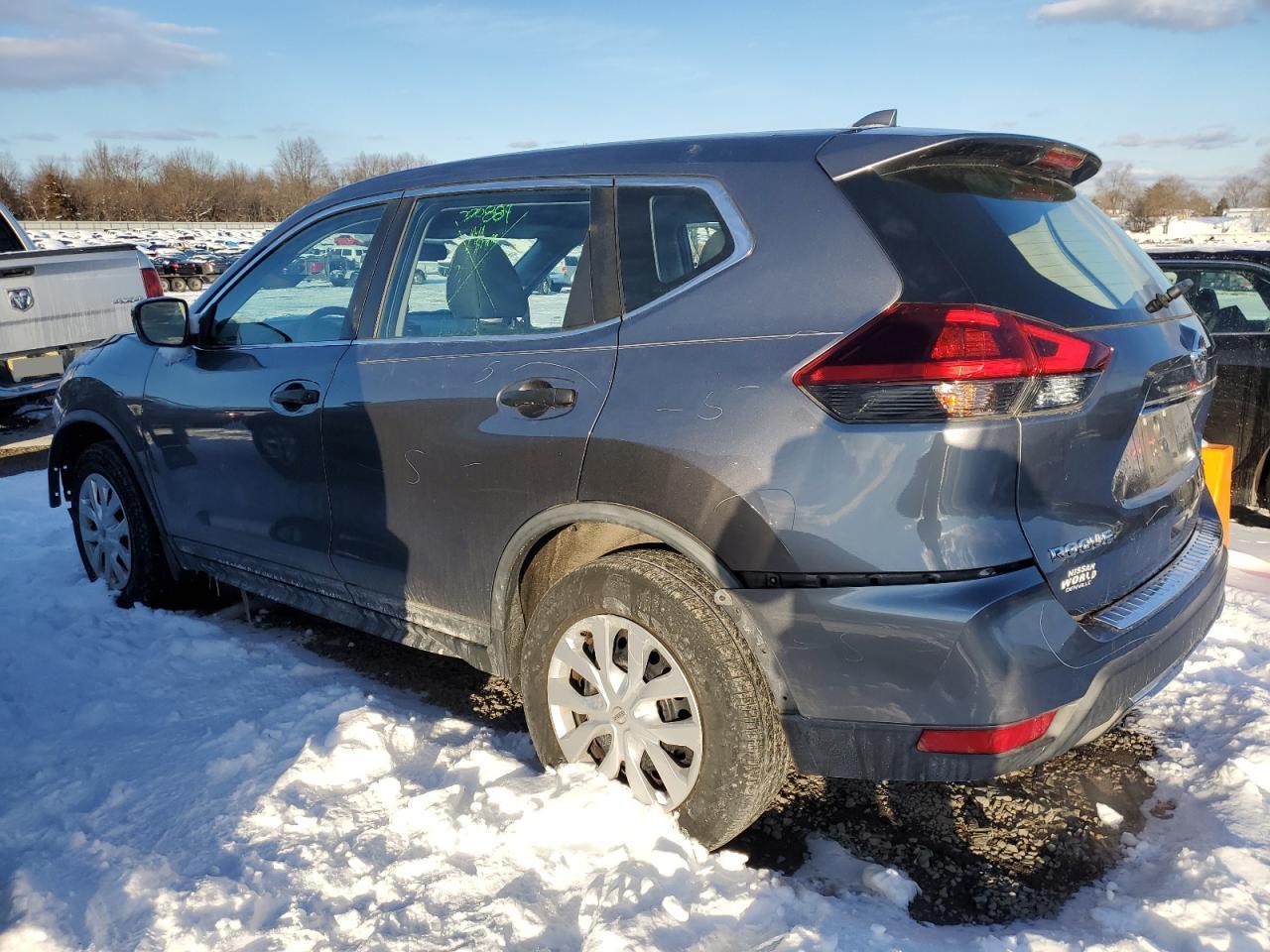 2018 NISSAN ROGUE S - Image 2