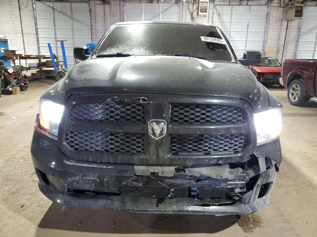 2019 RAM 1500 CLASS - Фото 5