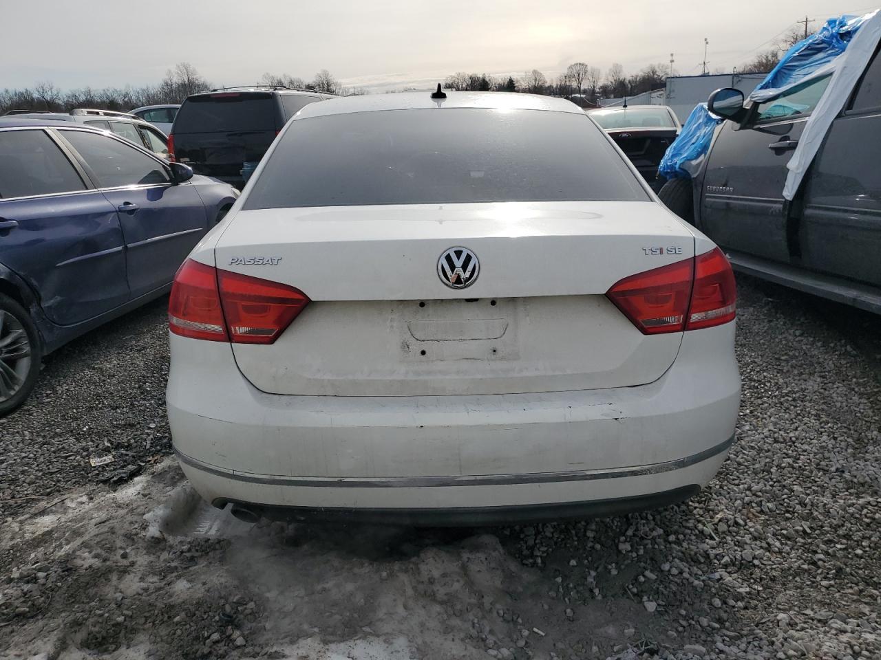 2015 VOLKSWAGEN PASSAT SE - Фото 6
