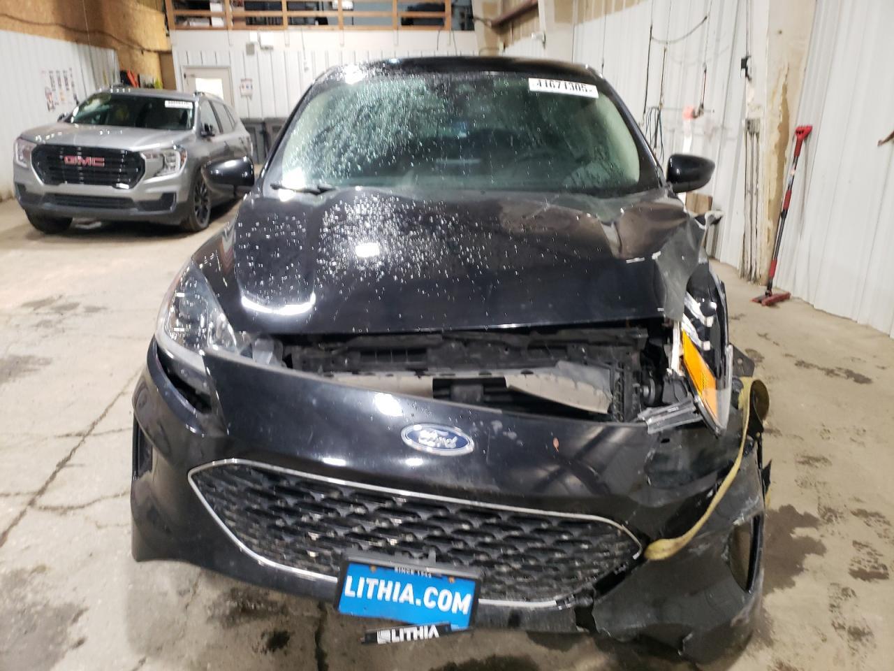 2020 FORD ESCAPE SE - Фото 5