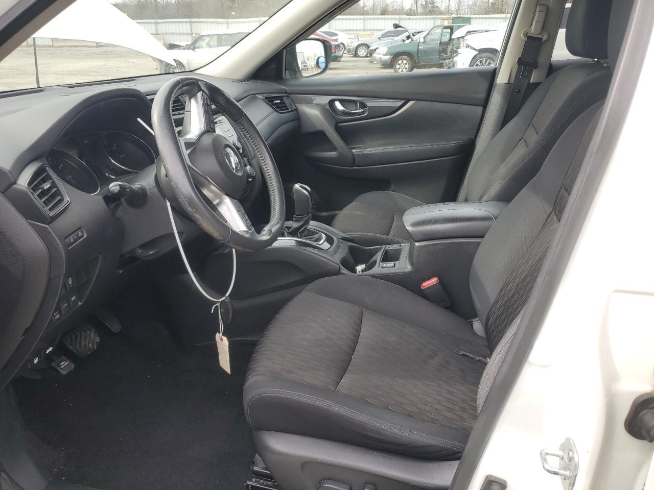 2017 NISSAN ROGUE SV - Фото 7