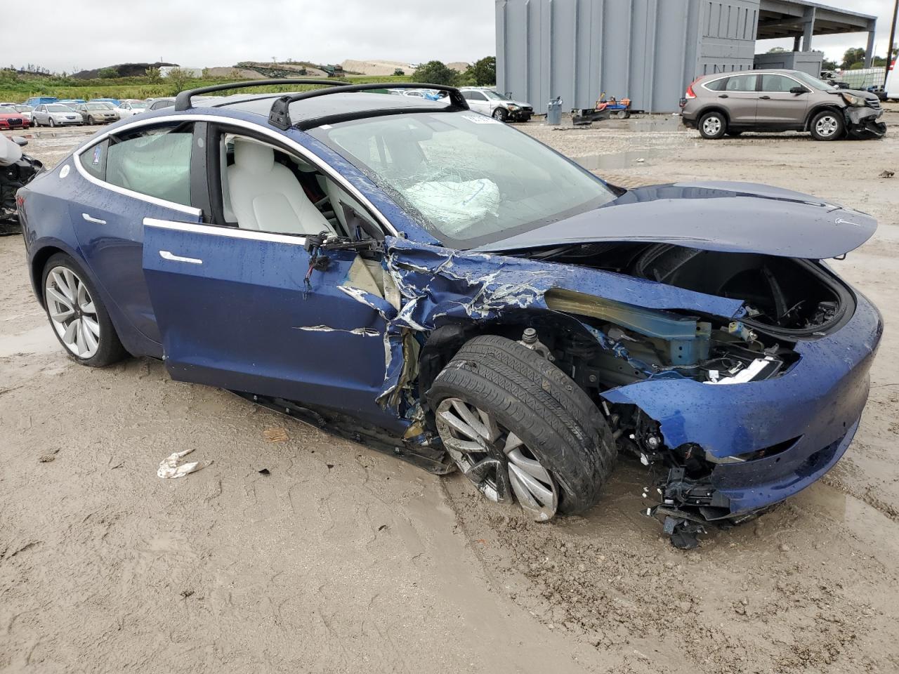 2019 TESLA MODEL 3 - Фото 4