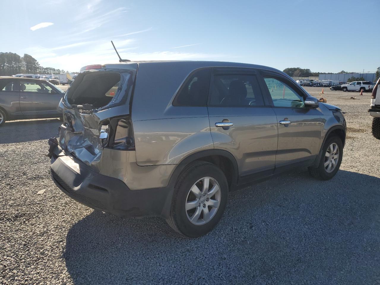 2012 KIA SORENTO BA - Image 3
