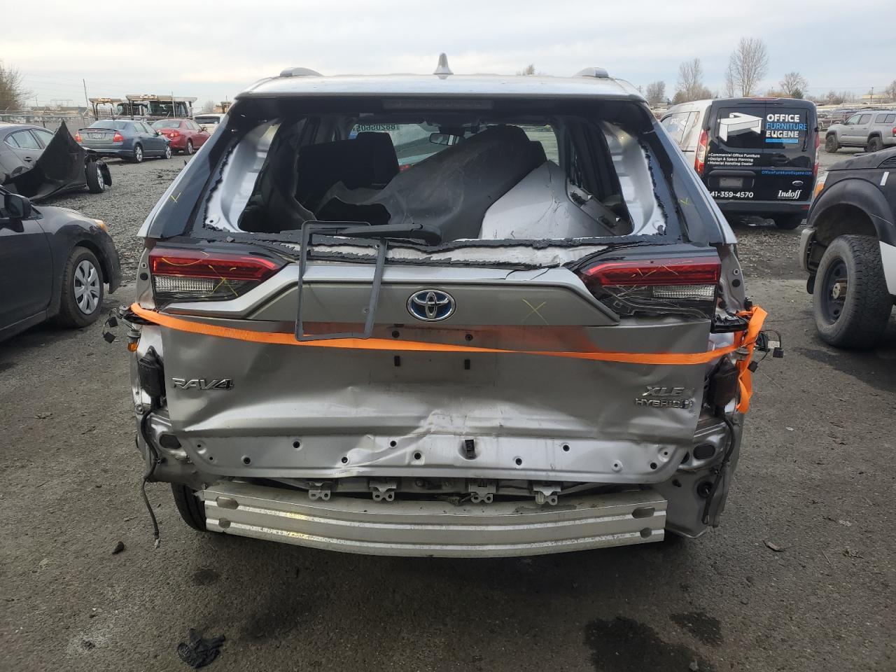 2022 TOYOTA RAV4 XLE - Фото 6