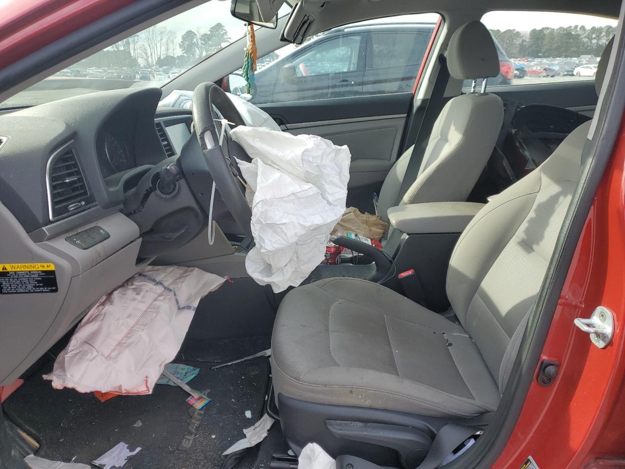2017 HYUNDAI ELANTRA SE - Image 7