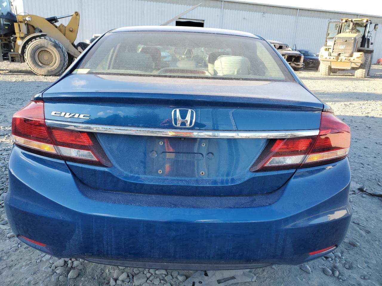 2015 HONDA CIVIC LX - Фото 6