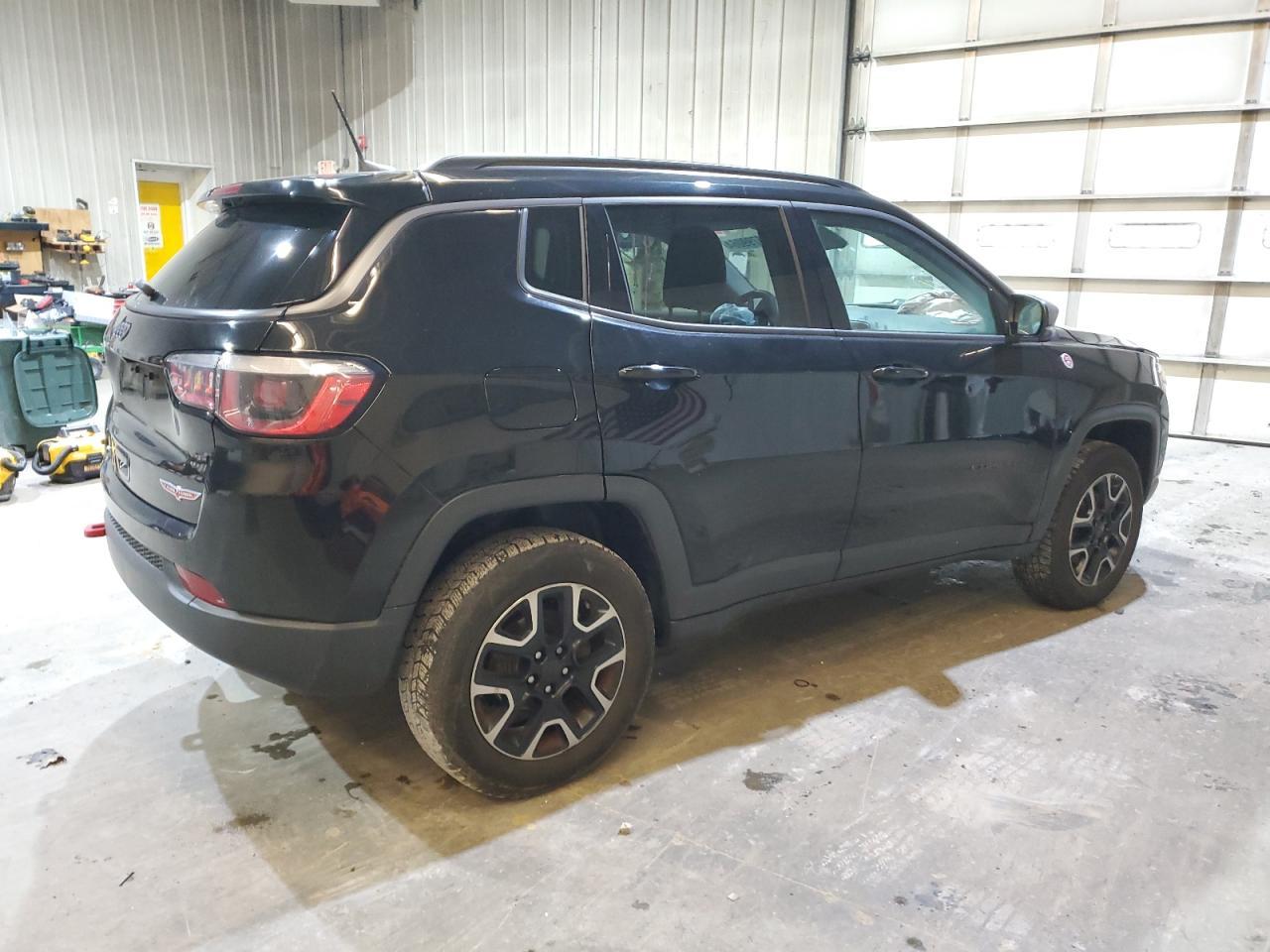 2019 JEEP COMPASS TR - Image 3