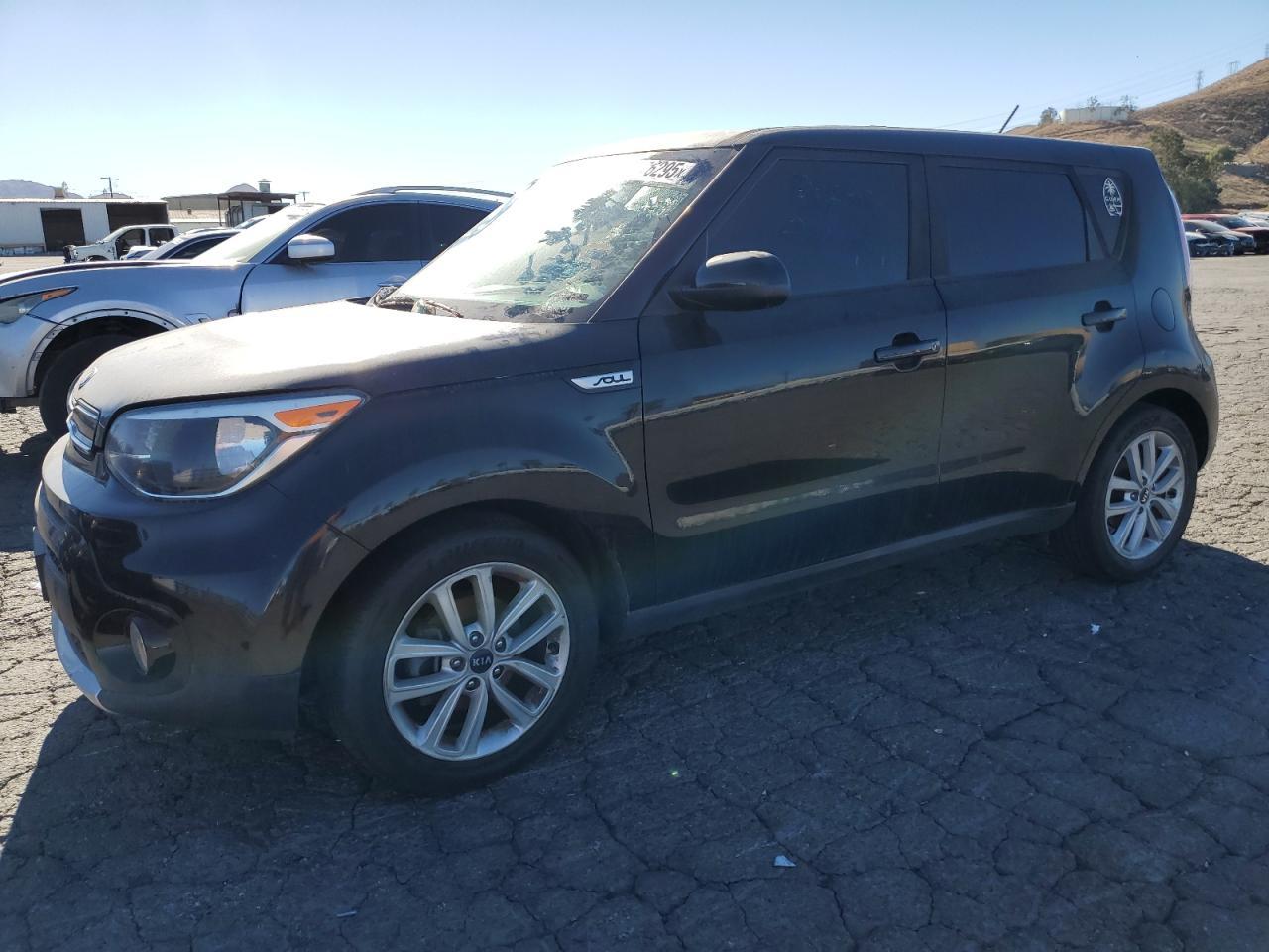 2017 KIA SOUL +