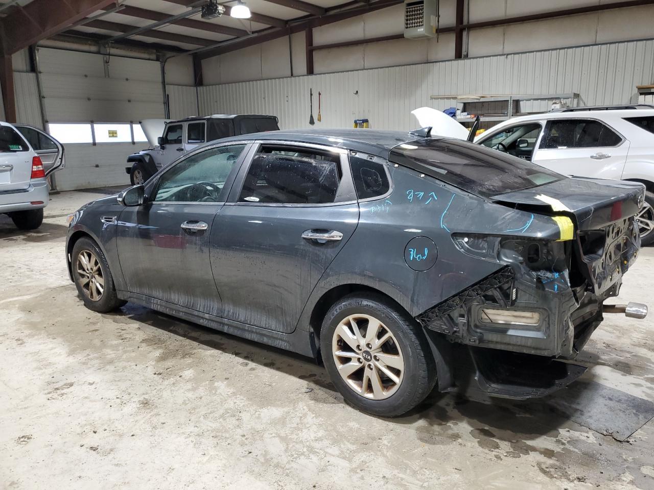 2016 KIA OPTIMA LX - Фото 2
