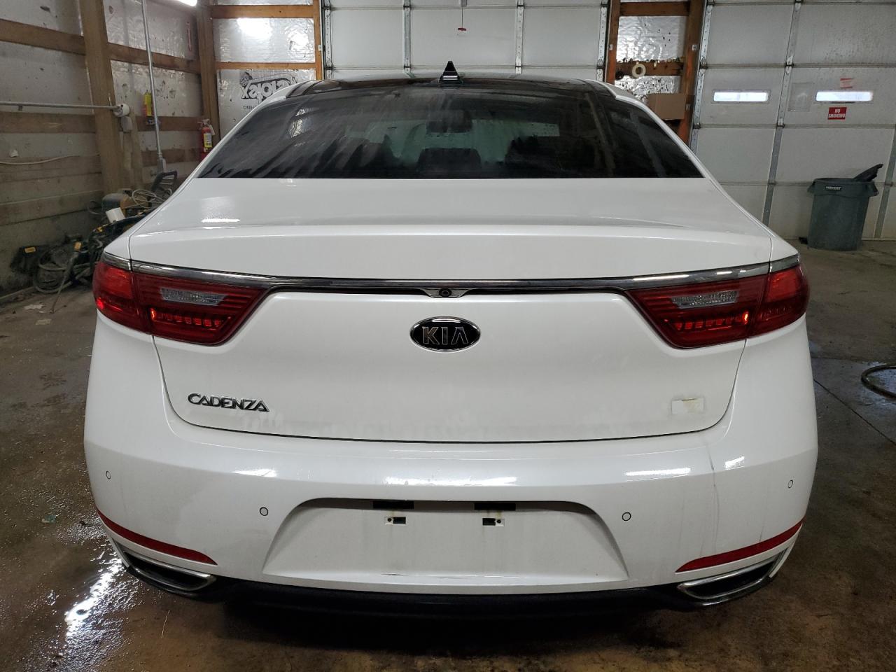 2017 KIA CADENZA PR - Image 6