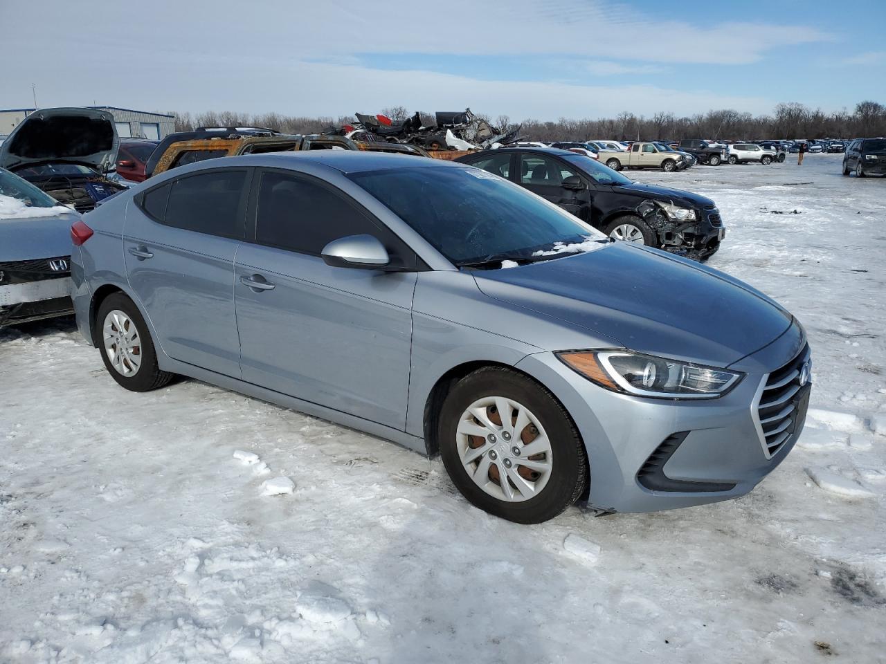2017 HYUNDAI ELANTRA SE - Фото 4