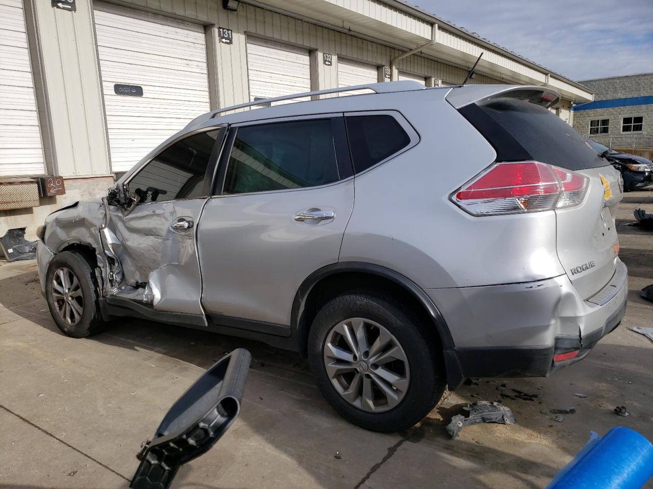 2015 NISSAN ROGUE S - Image 2