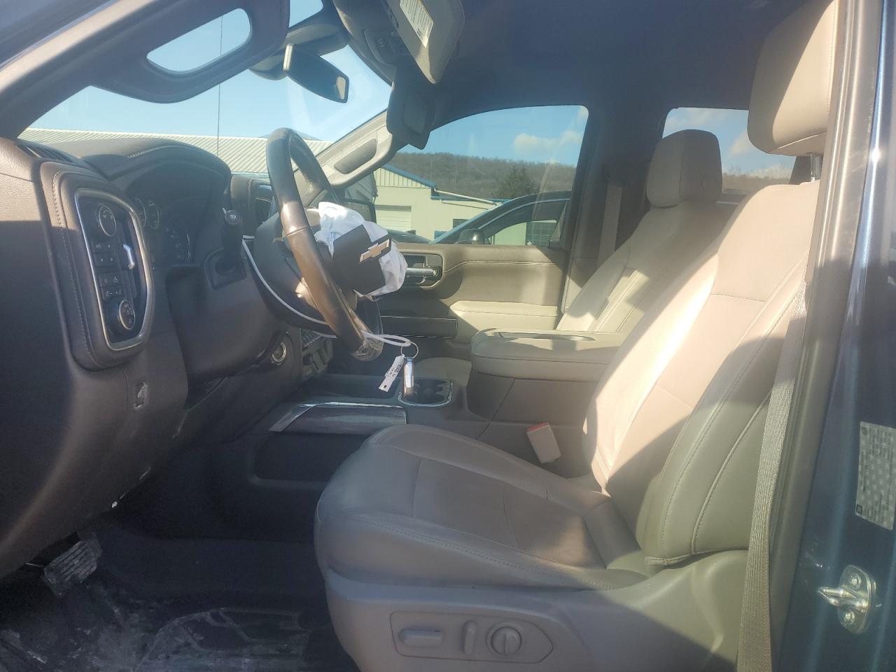 2019 CHEVROLET SILVERADO - Фото 7