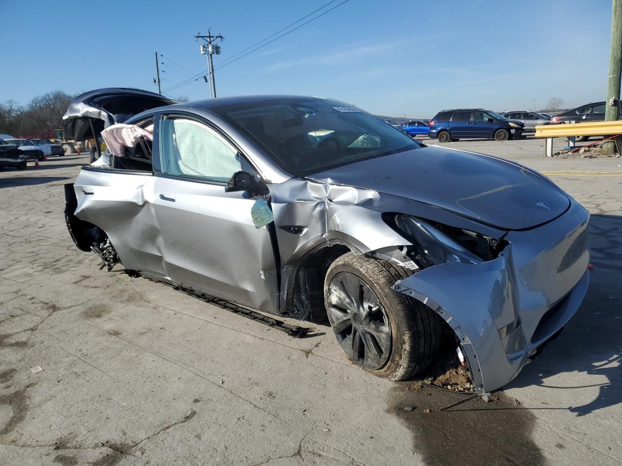 2024 TESLA MODEL Y - Image 4