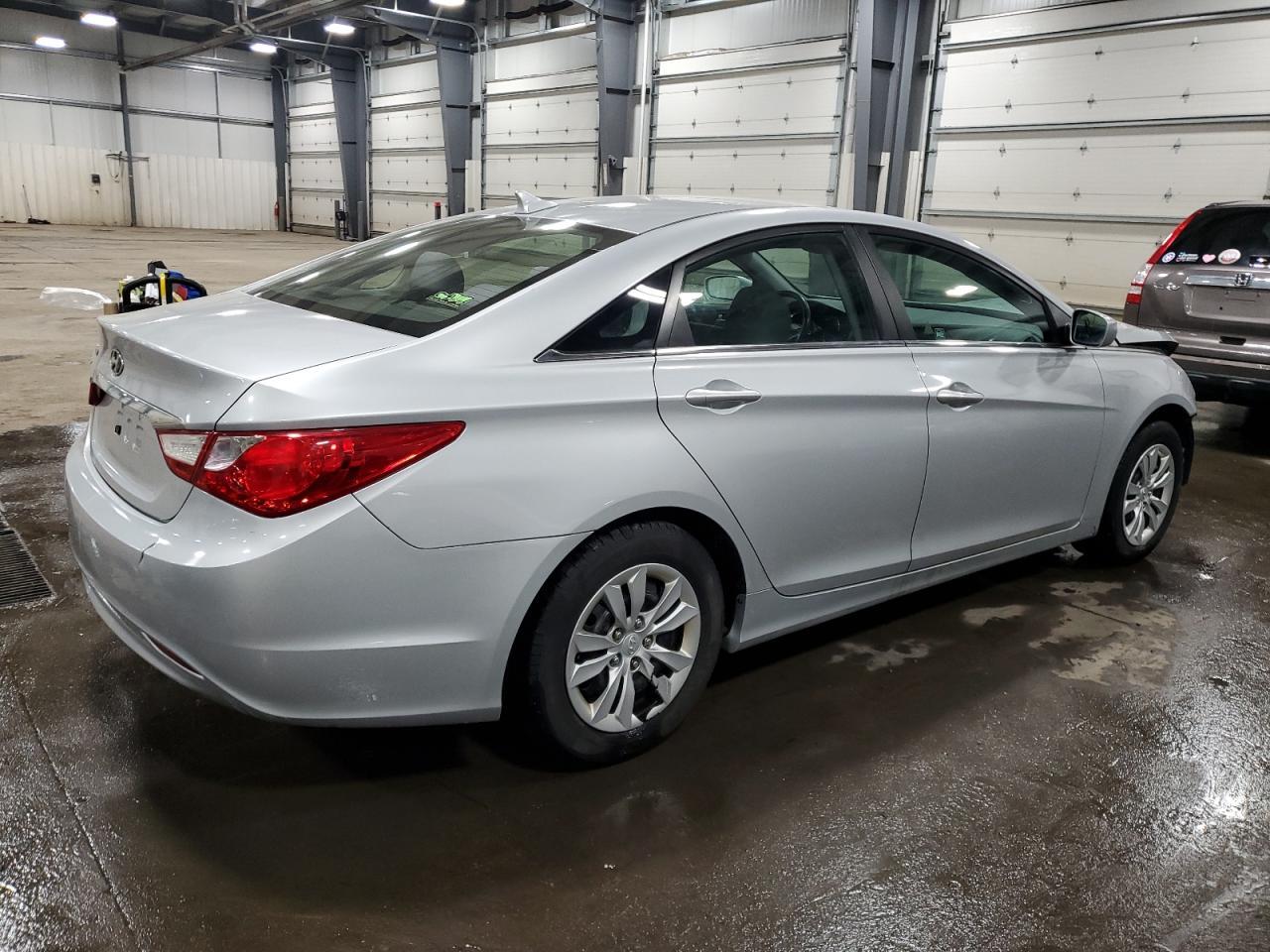 2011 HYUNDAI SONATA GLS - Image 3