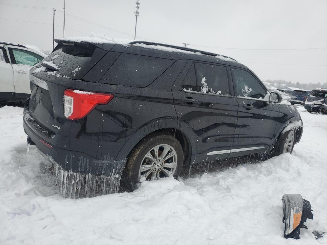 2023 FORD EXPLORER X - Фото 3