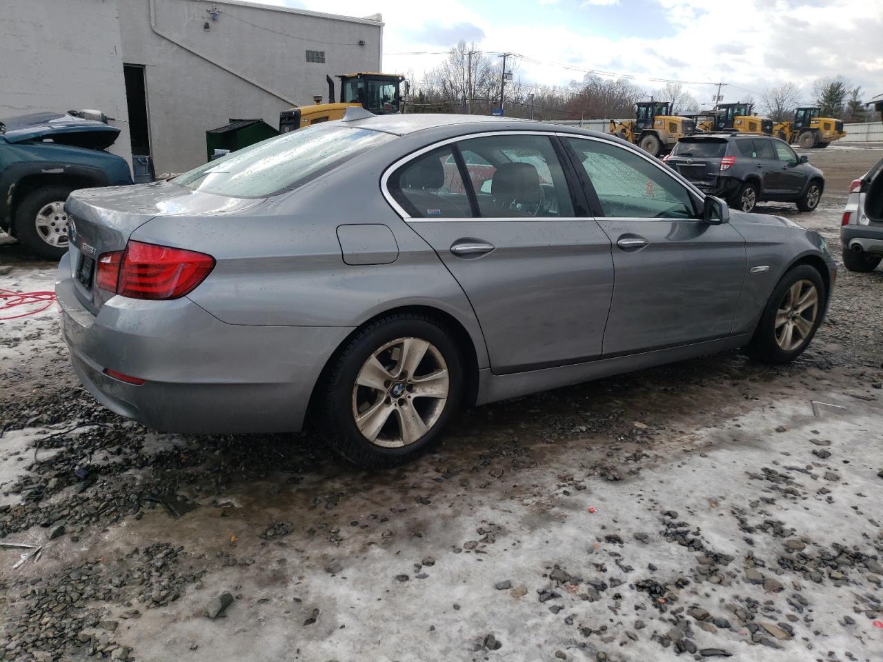 2013 BMW 528 XI - Фото 3
