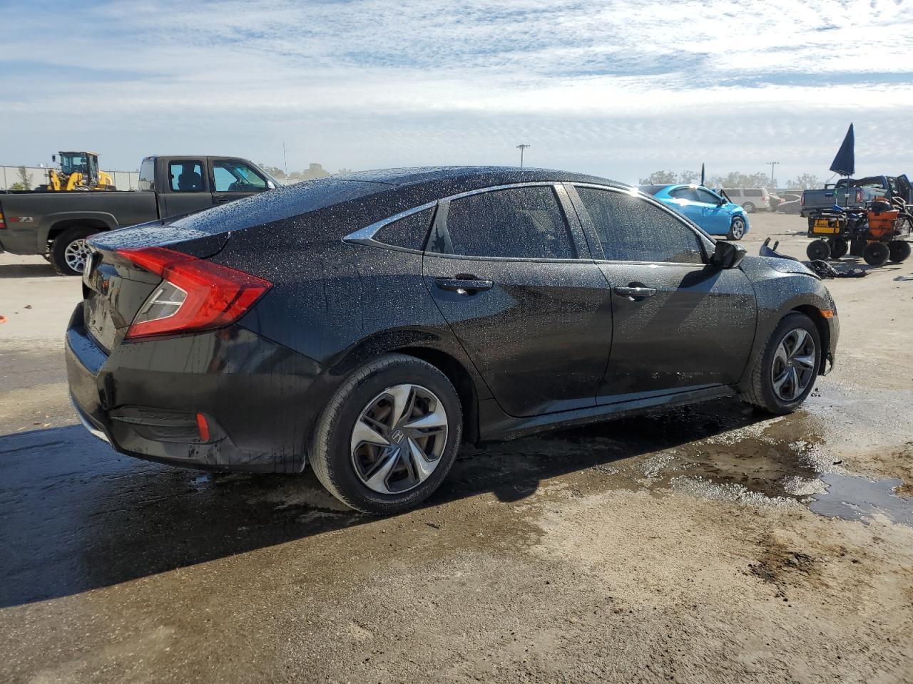 2019 HONDA CIVIC LX - Image 3