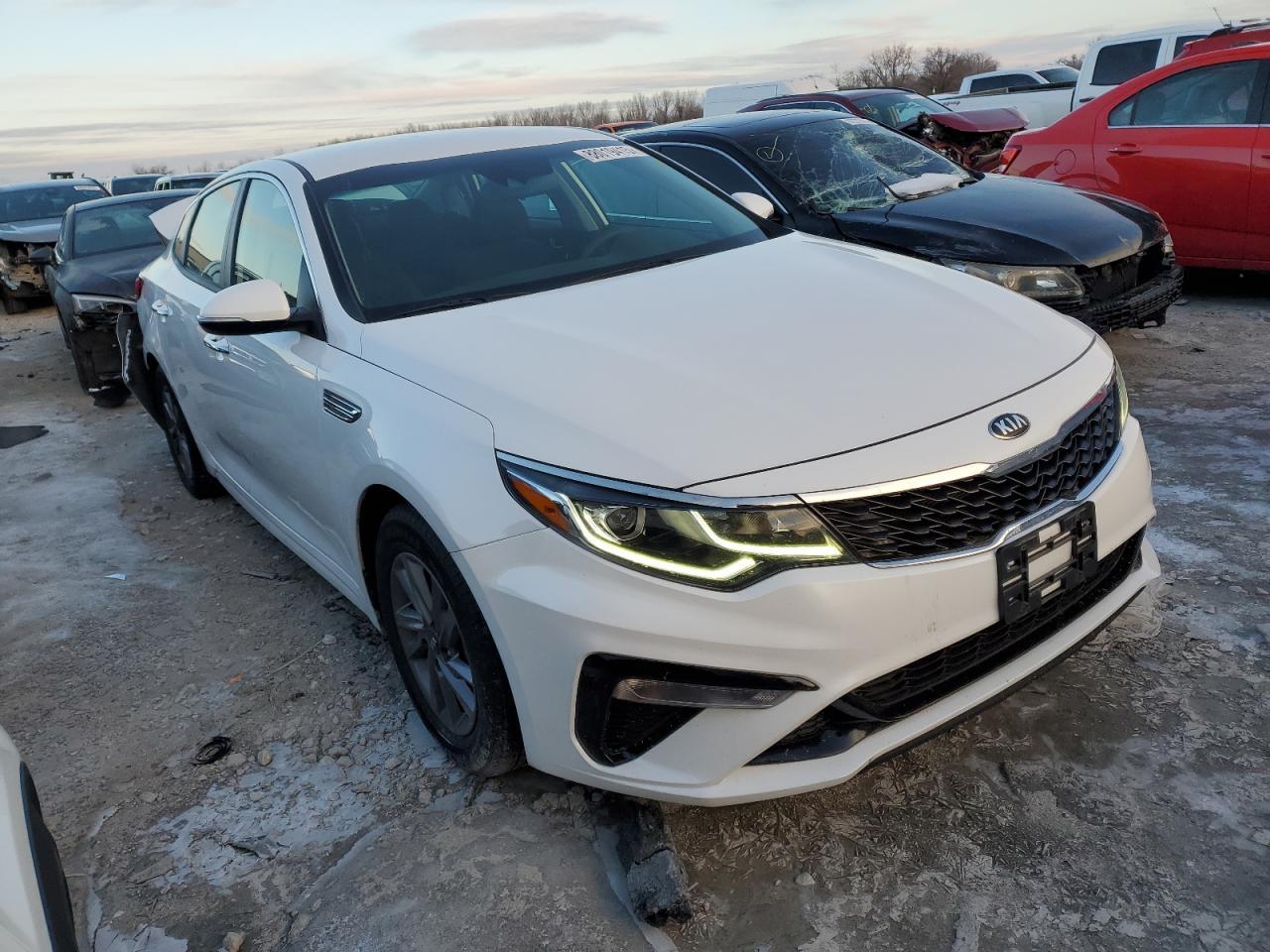 2020 KIA OPTIMA LX - Image 4