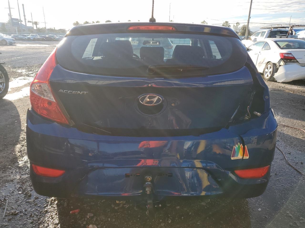 2016 HYUNDAI ACCENT SE - Фото 6