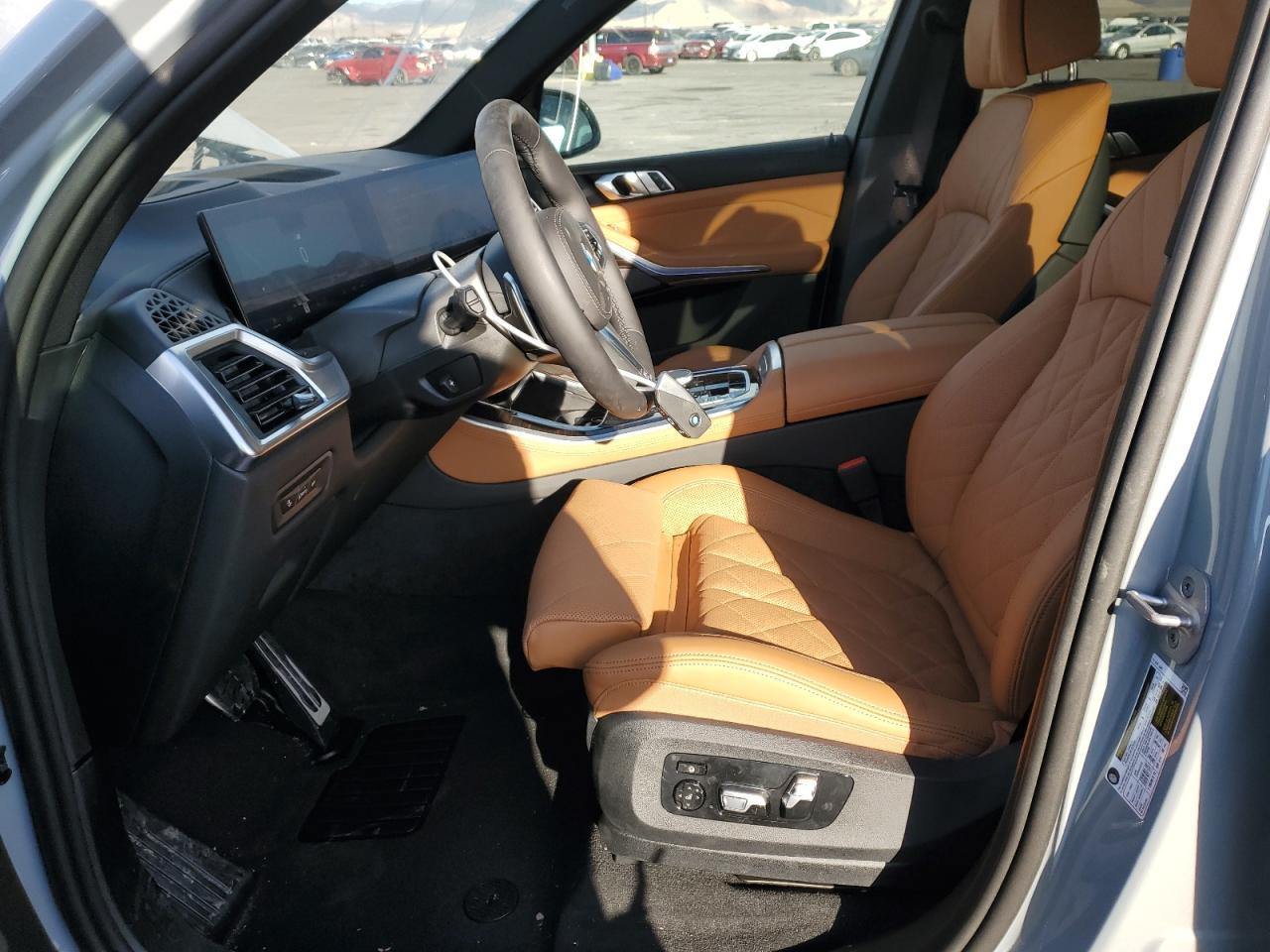 2025 BMW X5 SDRIVE - Image 7