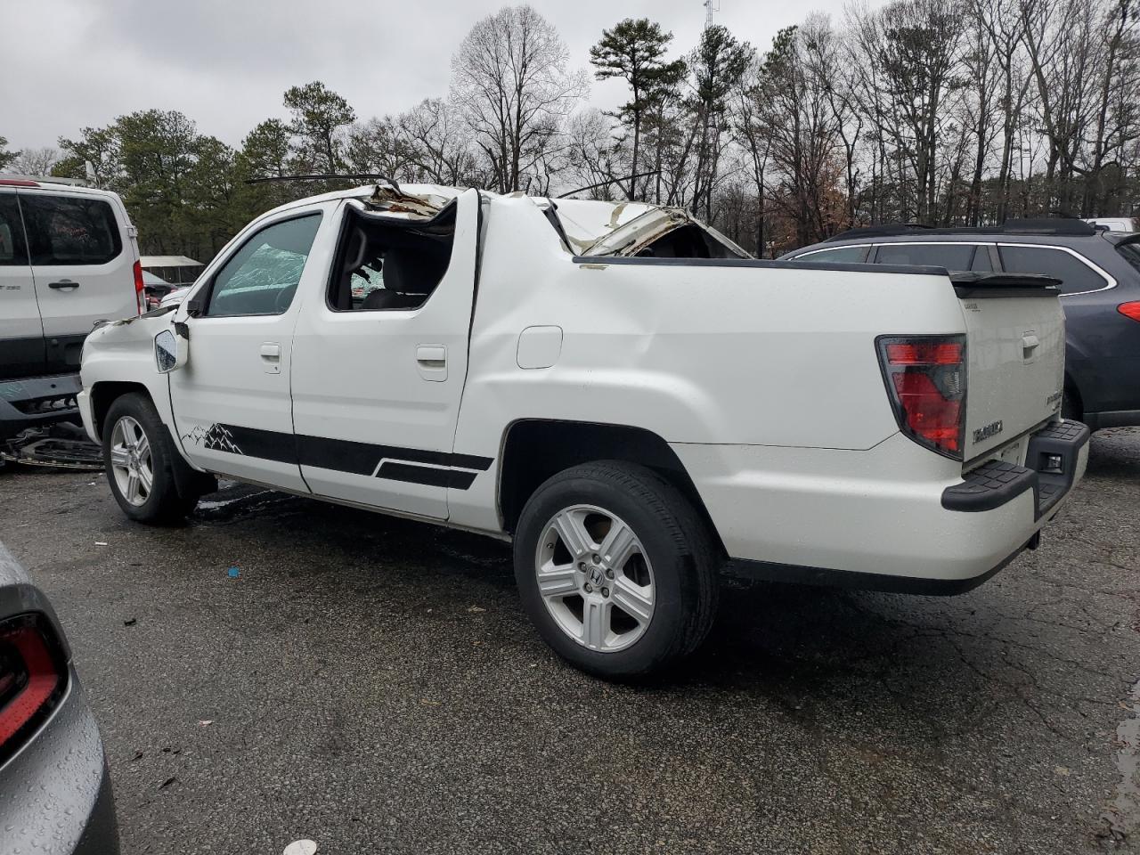 2013 HONDA RIDGELINE - Фото 2