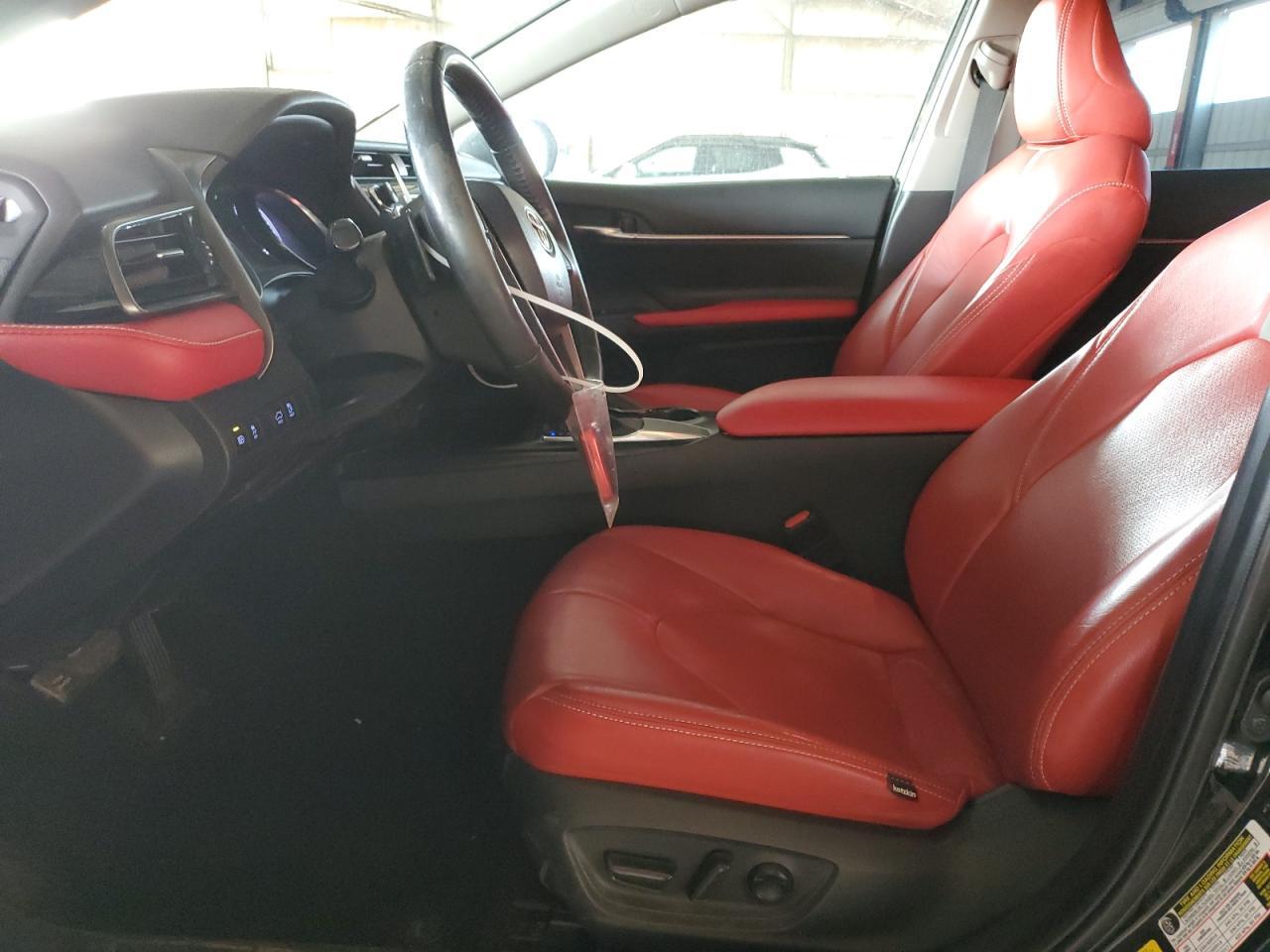 2020 TOYOTA CAMRY SE - Image 7