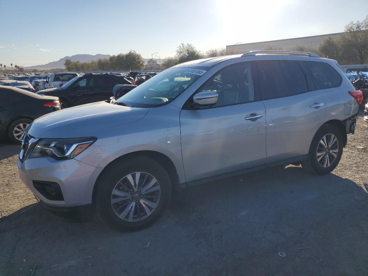 2017 NISSAN PATHFINDER