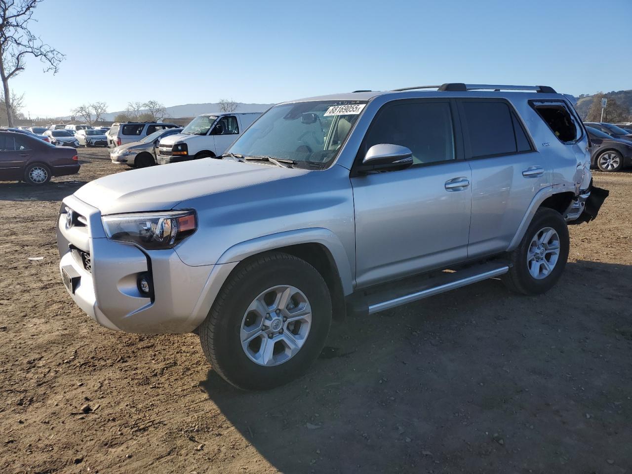 2022 TOYOTA 4RUNNER SR