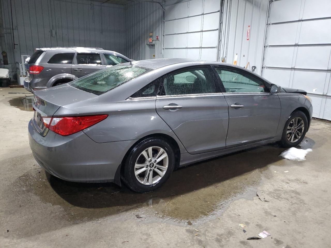 2013 HYUNDAI SONATA GLS - Фото 3