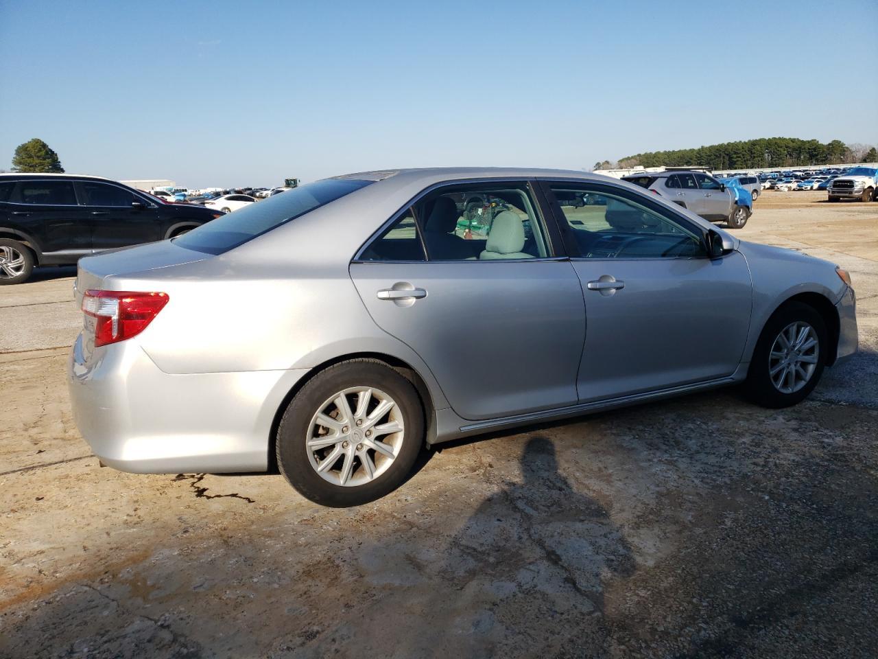2012 TOYOTA CAMRY BASE - Фото 3