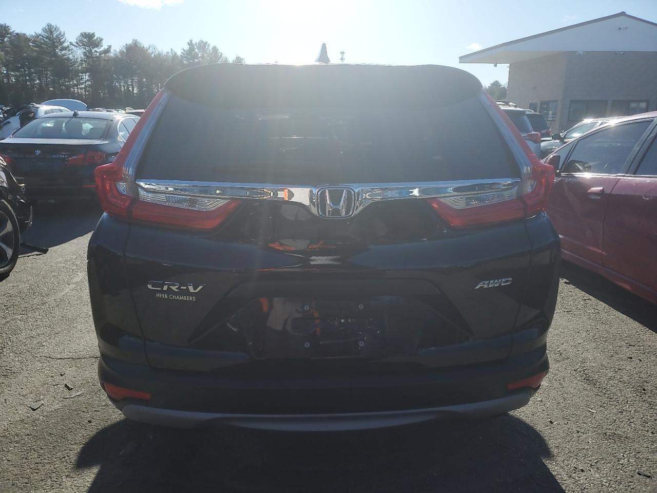 2018 HONDA CR-V LX - Image 6