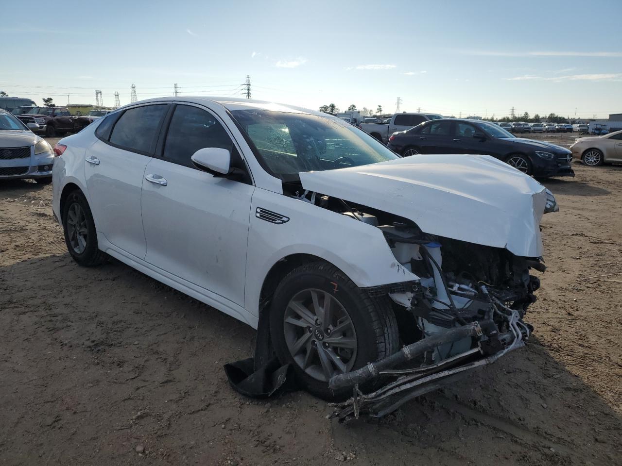 2019 KIA OPTIMA LX - Фото 4
