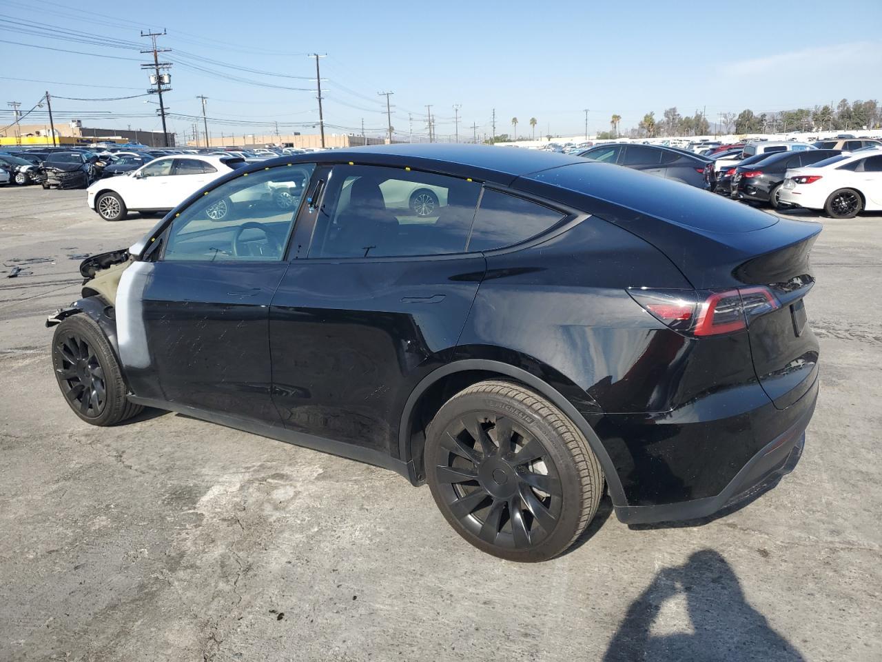 2023 TESLA MODEL Y - Image 2