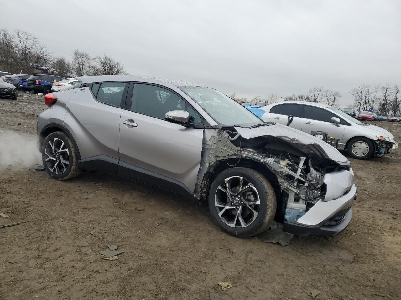 2018 TOYOTA C-HR XLE - Image 4