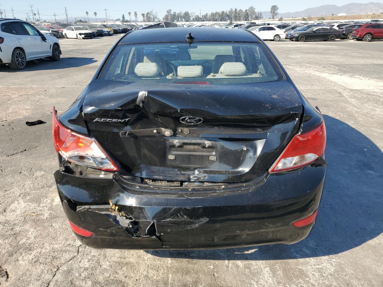 2017 HYUNDAI ACCENT SE - Image 6