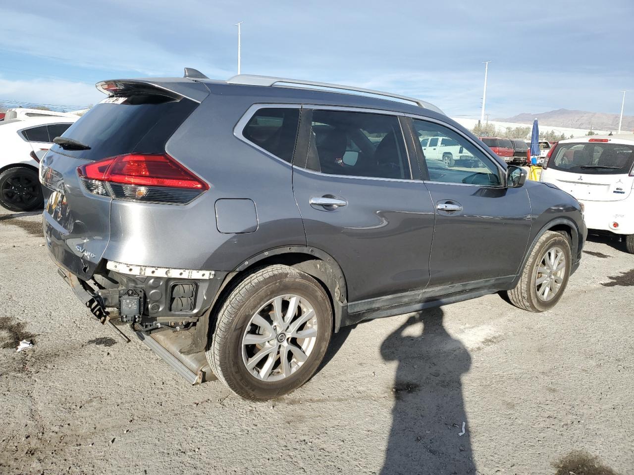2017 NISSAN ROGUE S - Image 3