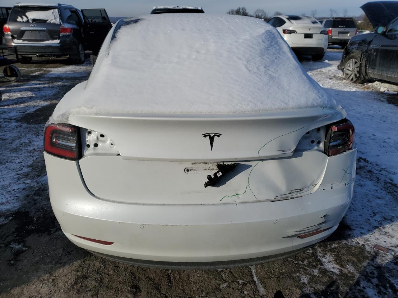 2021 TESLA MODEL 3 - Фото 6